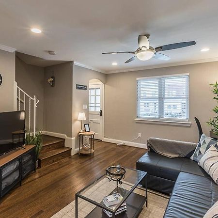 Beautiful 3Br 2Ba House With Cozy Backyard By Cozysuites Alexandria Dış mekan fotoğraf