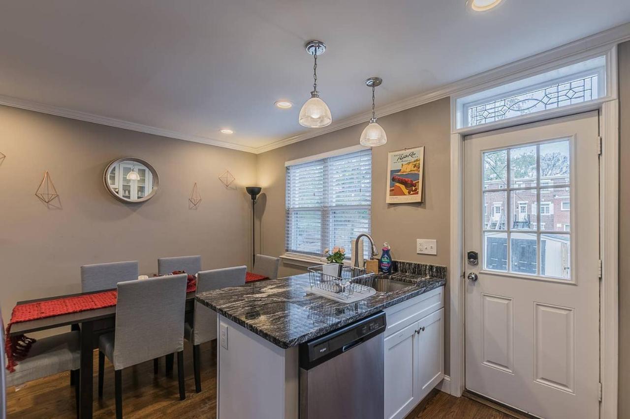 Beautiful 3Br 2Ba House With Cozy Backyard By Cozysuites Alexandria Dış mekan fotoğraf